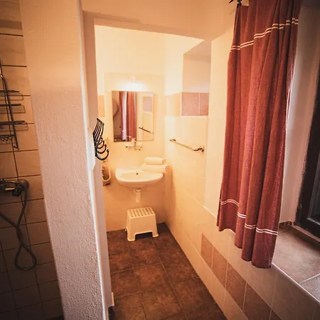 Statek Adamek Apartman *