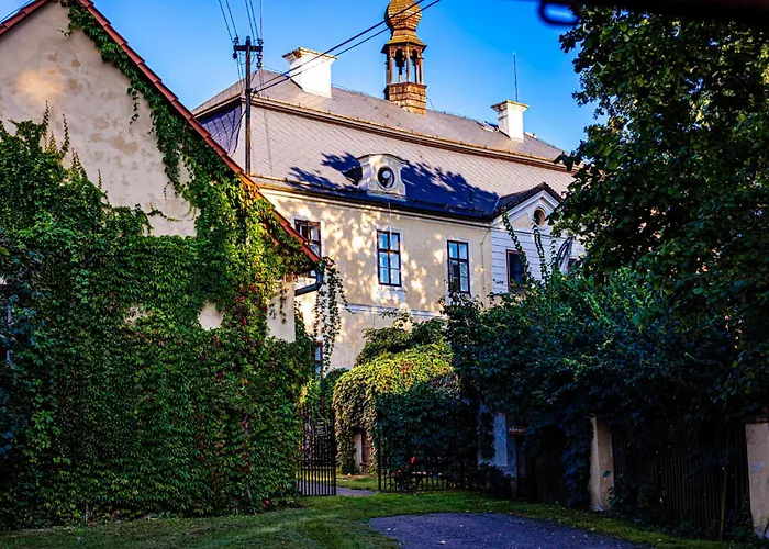 Statek Adamek アパート